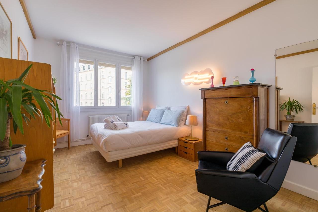 Appartement Familial Climatisé 100M2 à 7mn Centre Ville Parking 5Pièces 5 Adultes et Bébé Dijon Exterior foto